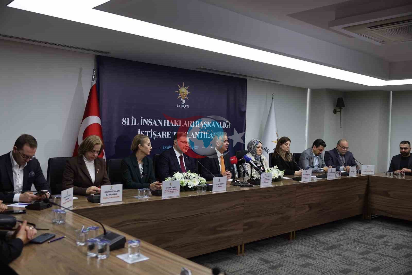 İzmir&rsquo;de &lsquo;81 İl İnsan Hakları Başkanlığı İstişare Toplantısı&rsquo; gerçekleştirildi