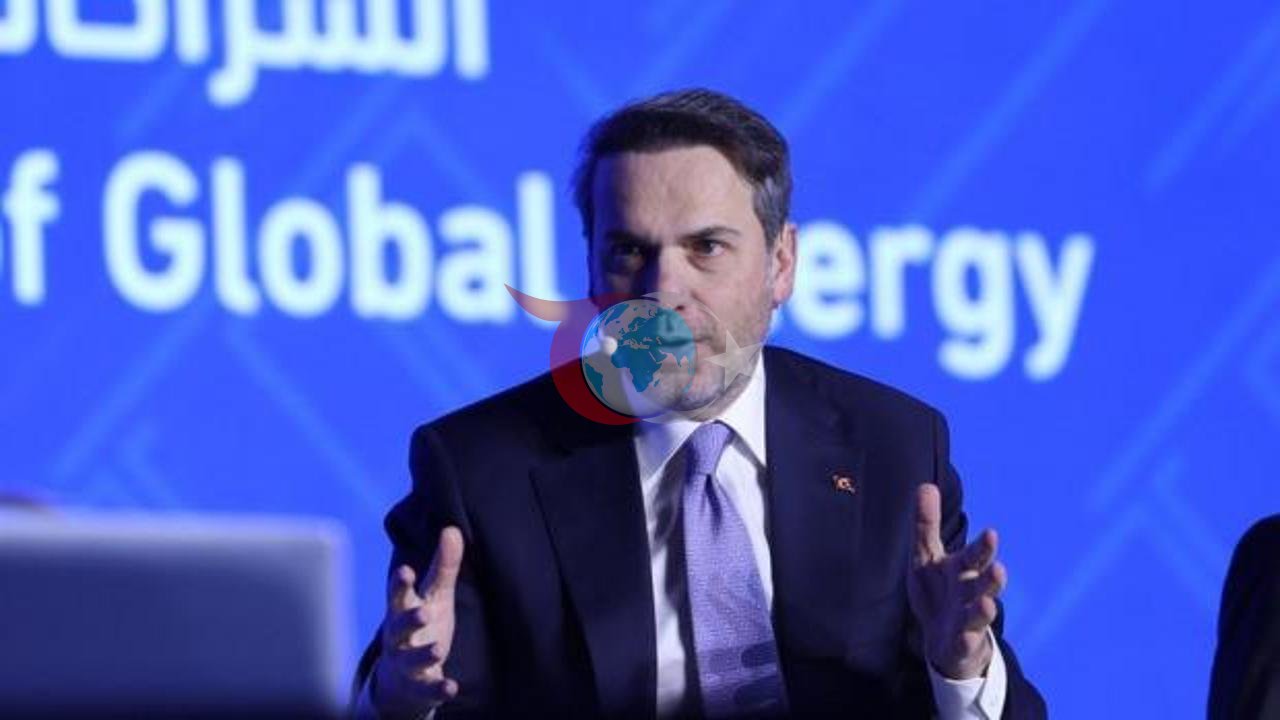 Enerji Bakanı Bayraktar: Yenilenebilir Enerji ile Geleceğe Yatırım Yapıyoruz