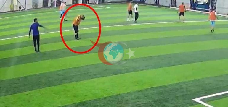 Halı sahada kahreden ölüm Bir anda duraksadı, başını tuttu, yere yığıldı