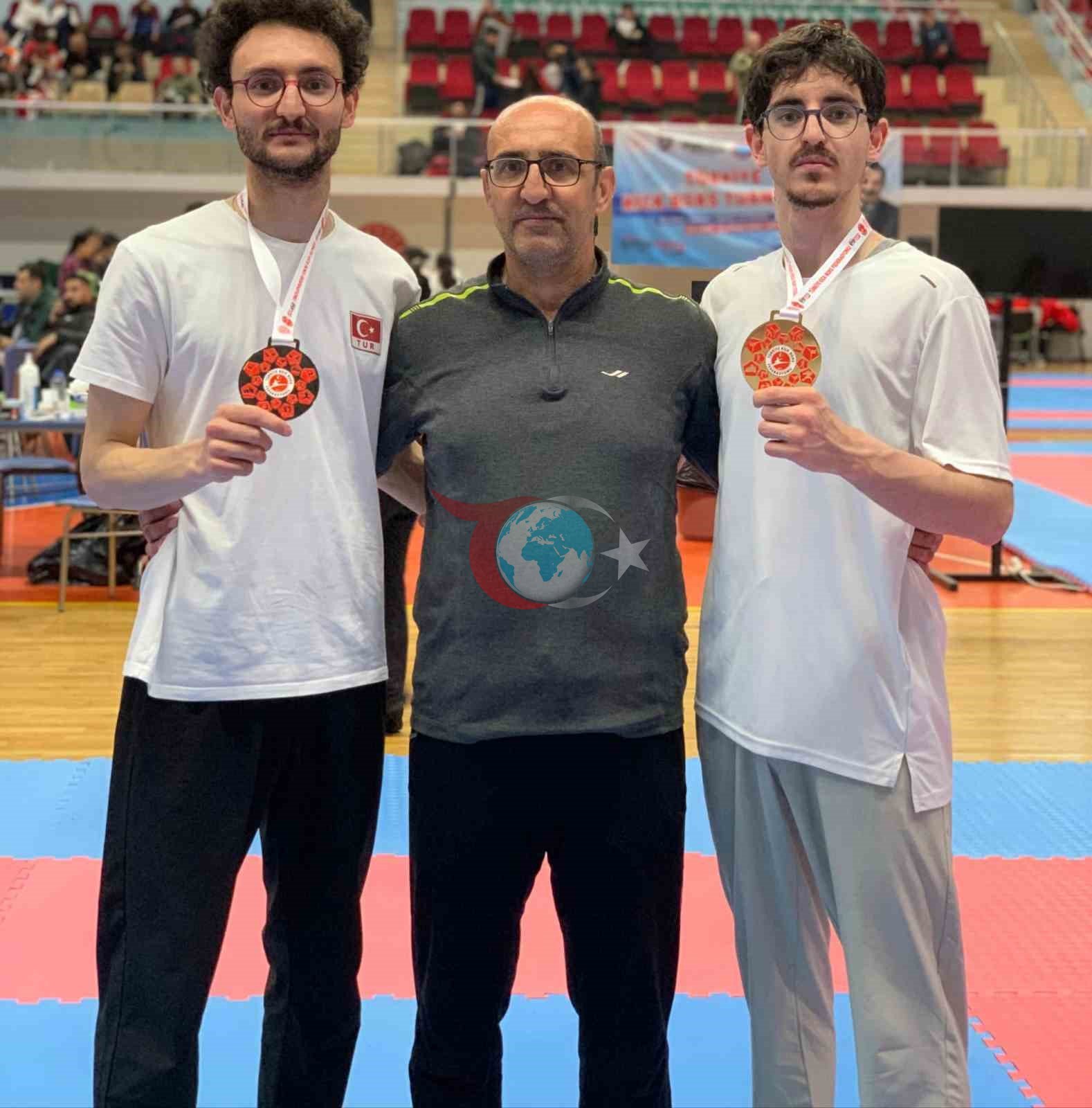 Aşkaleli sporcular Gacır kardeşler yine zirvede