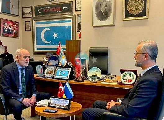 Cumhurbaşkanı Başdanışmanı Topçu, Ukrayna Büyükelçisi Celal ile görüştü