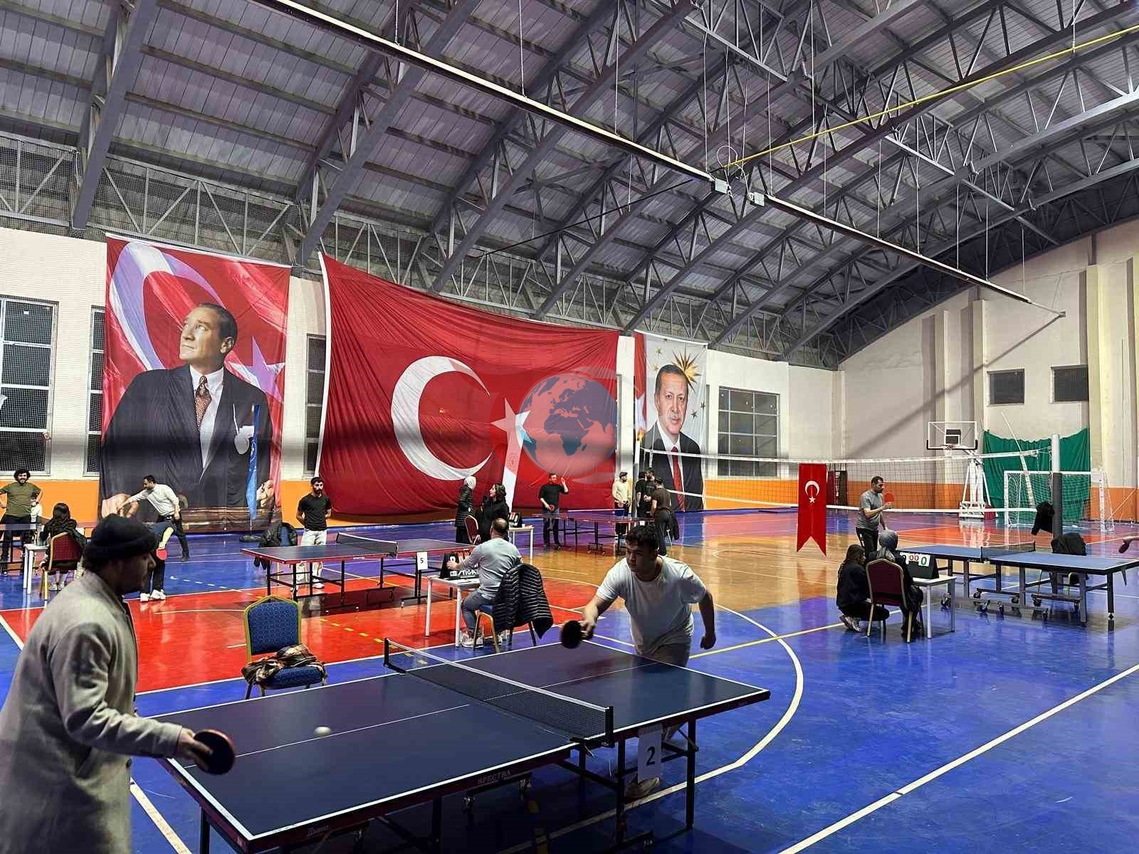 Bulanık&rsquo;ta masa tenisi turnuvası coşkuyla başladı