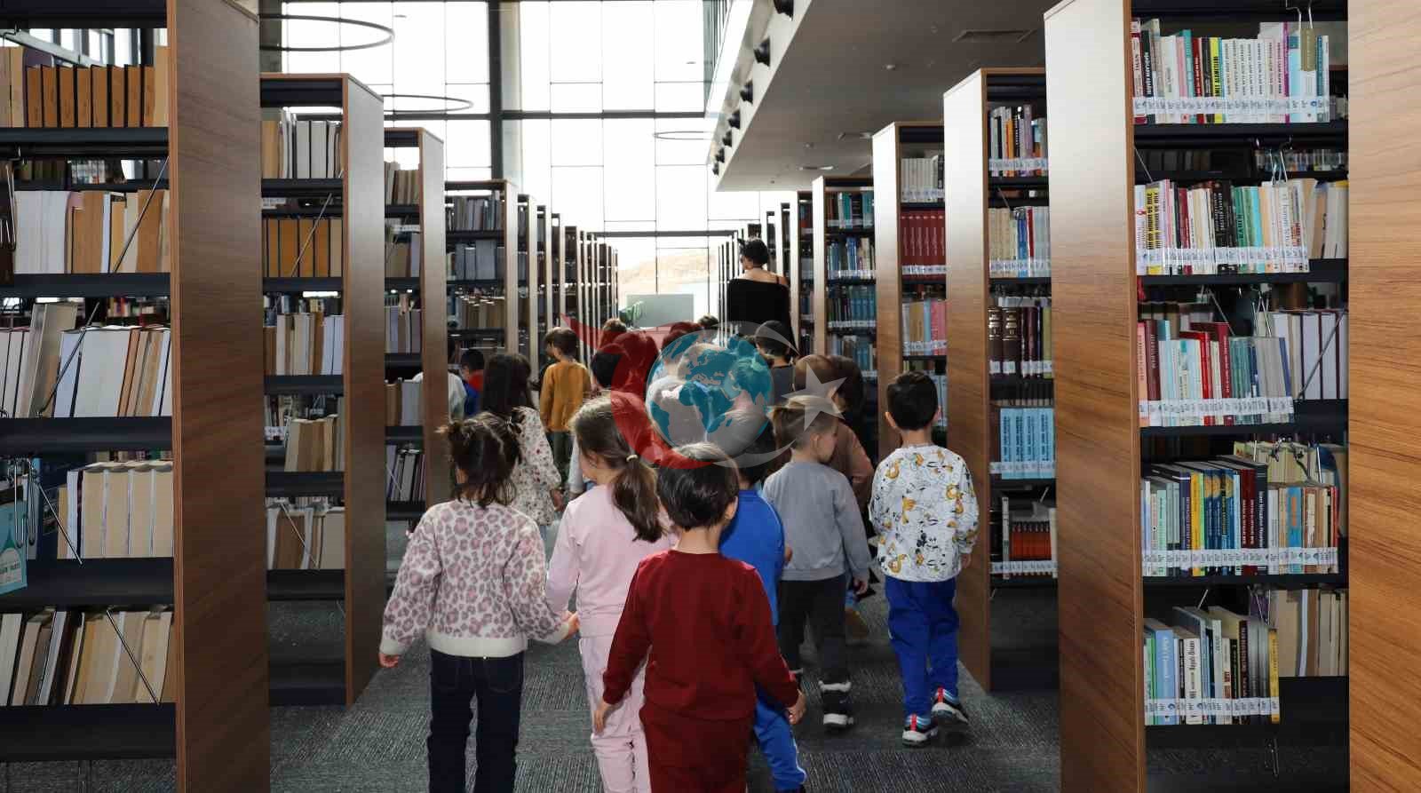 NEÜ Ahmet Keleşoğlu Kütüphanesi kapılarını geleceğin okurlarına açtı