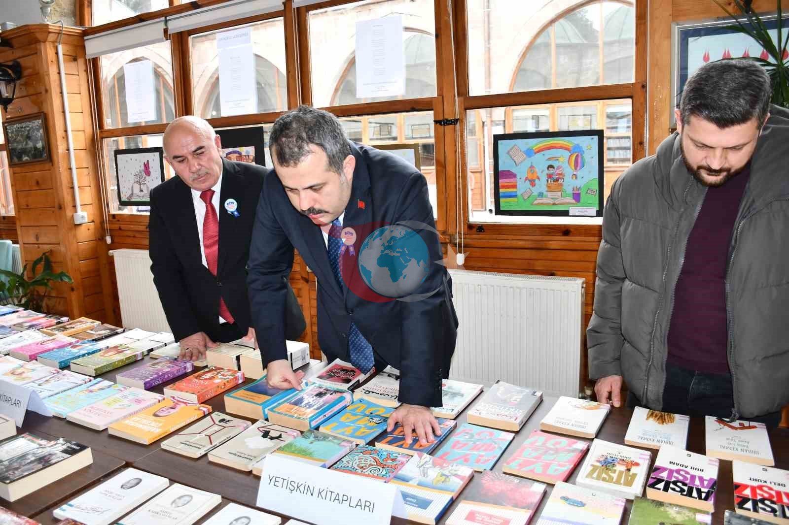 Vezirköprü’de kitap kurtlarına ödül