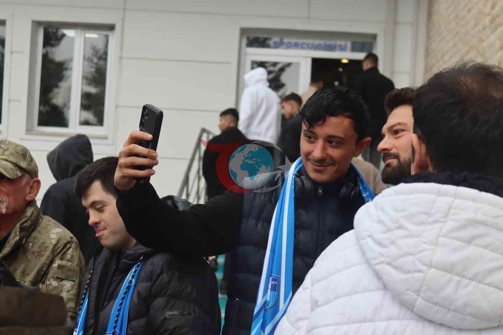 Erzurumspor&rsquo;a anlamlı destek