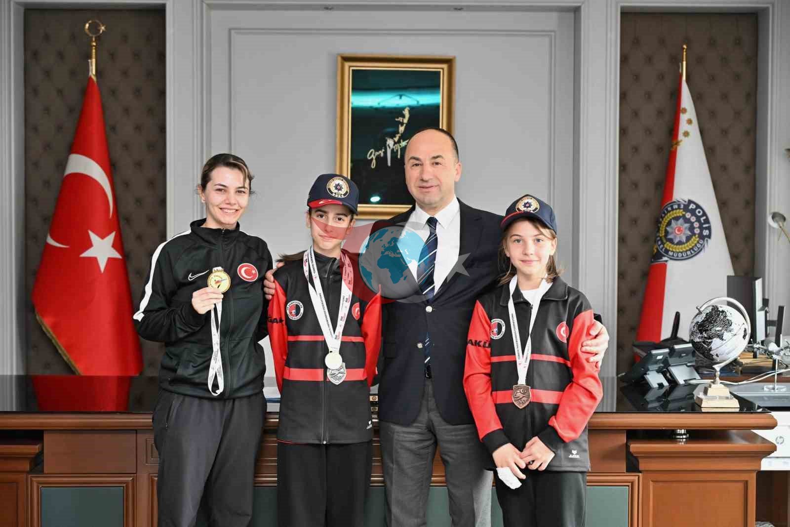 Emniyet Müdürü Yılmaz, Başarılı Taekwondocuları Konuk Etti