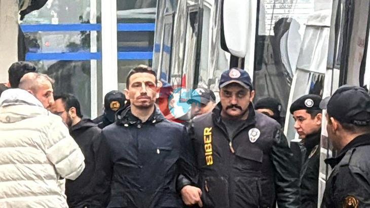 17 Yıl Hapisle Yargılanan Mert Hakan Yandaş Mahkemeye Çıkıyor