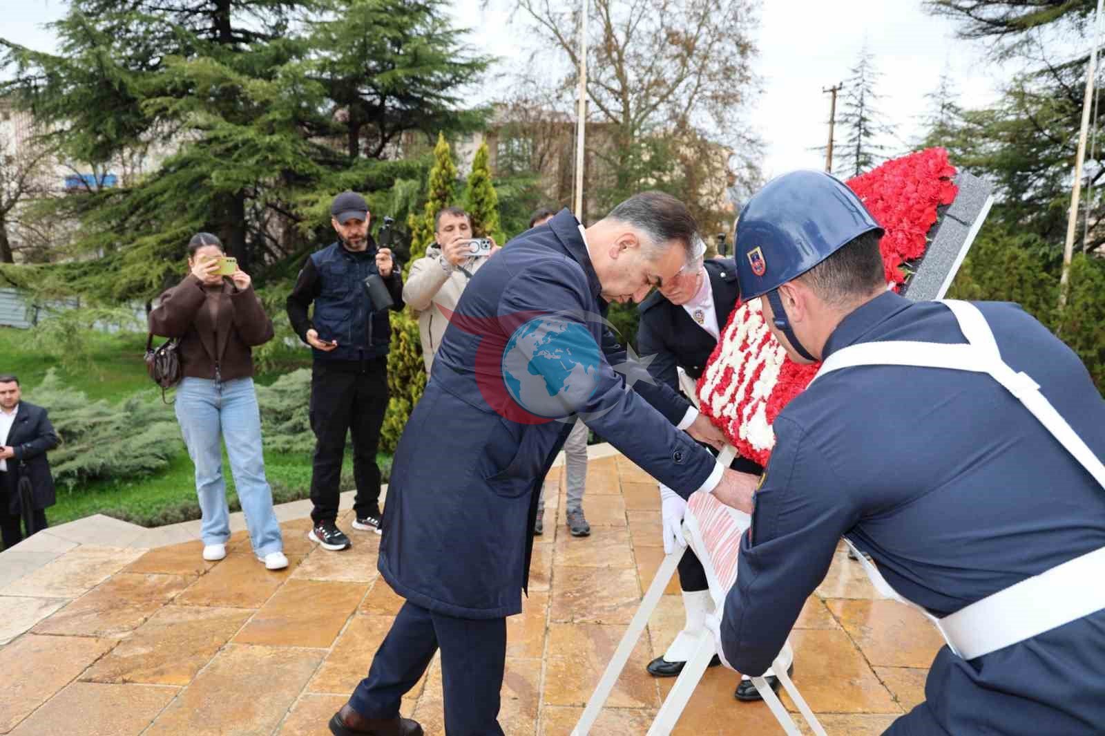 Karabük’te 89. Yıl Dönümü Etkinlikleri Çelenk Töreniyle Başladı
