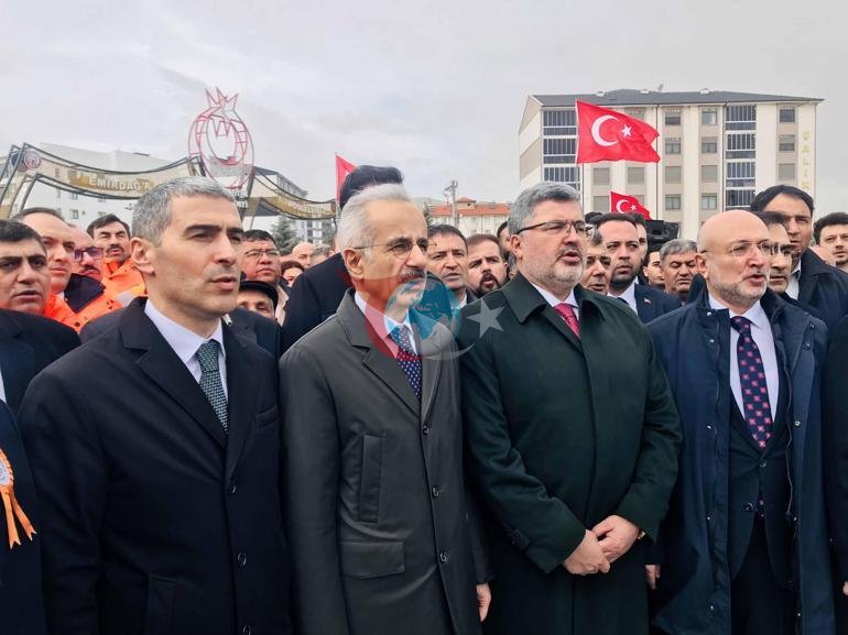 Bakan Uraloğlu: Biz laf değil eser üretiyoruz