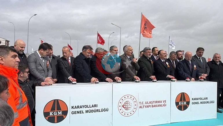 Bakan Uraloğlu: Biz laf değil eser üretiyoruz