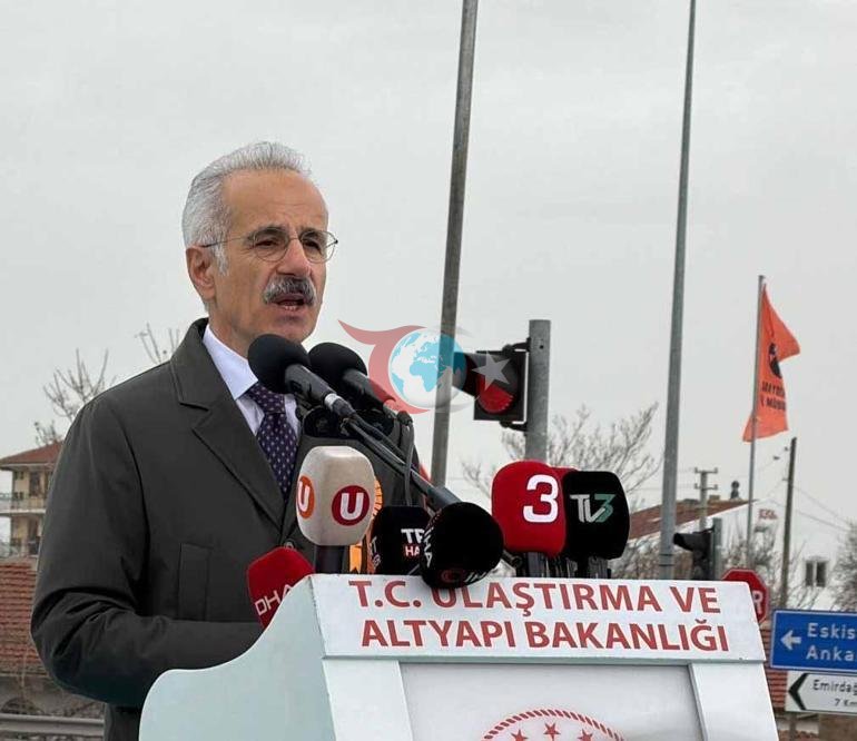 Bakan Uraloğlu: Biz laf değil eser üretiyoruz