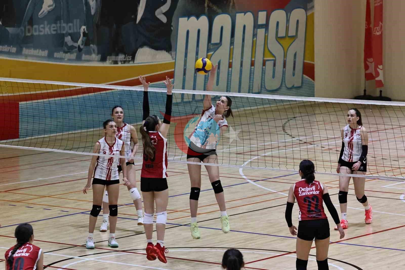 Manisa’da Yıldız Kızlar Voleybol İl Şampiyonu Değerli Zamanlar Spor Kulübü oldu