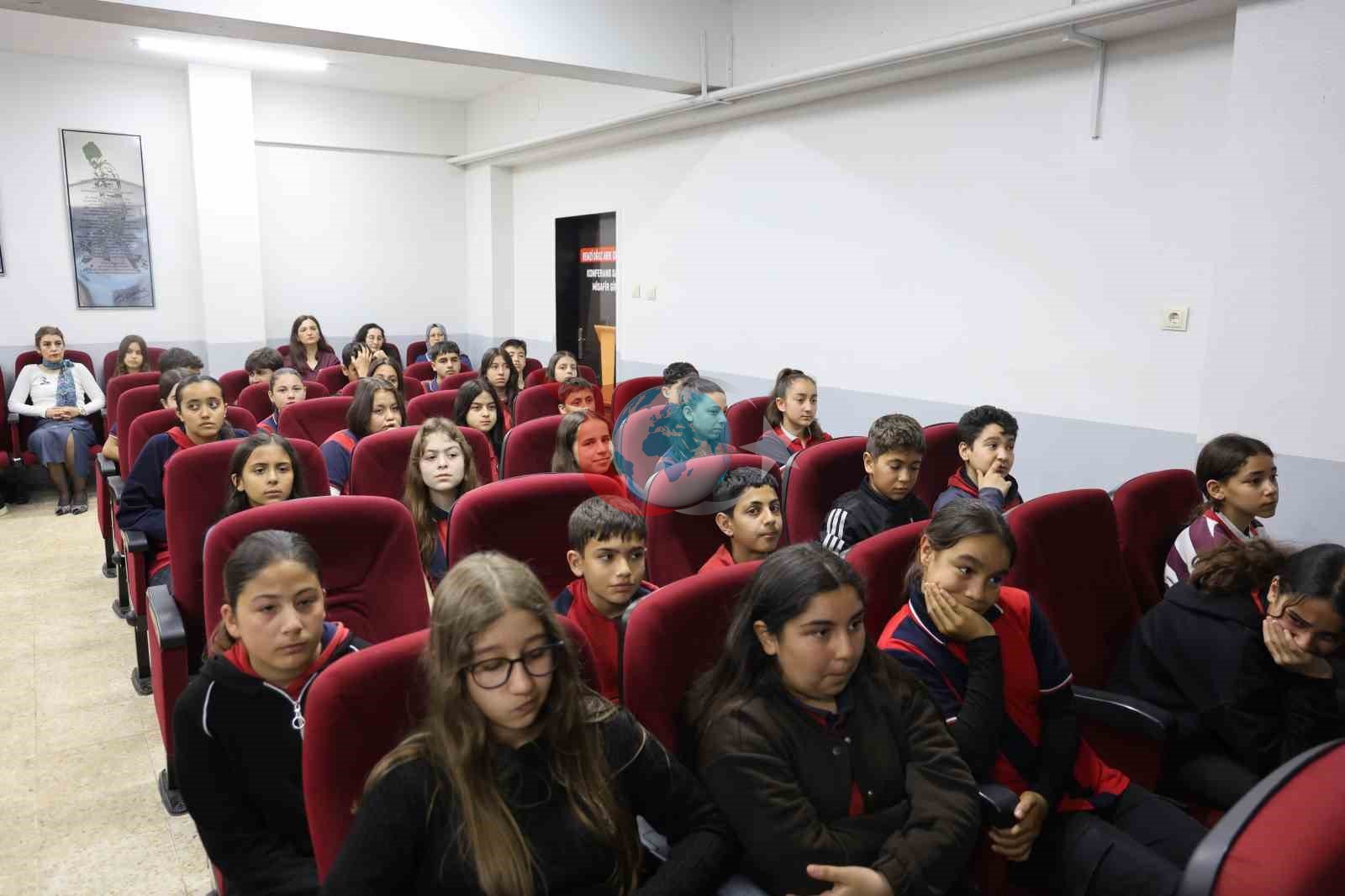 Kozanlı Prof. Dr. Remzi Oğuz Arık isminin verildiği okulda anıldı