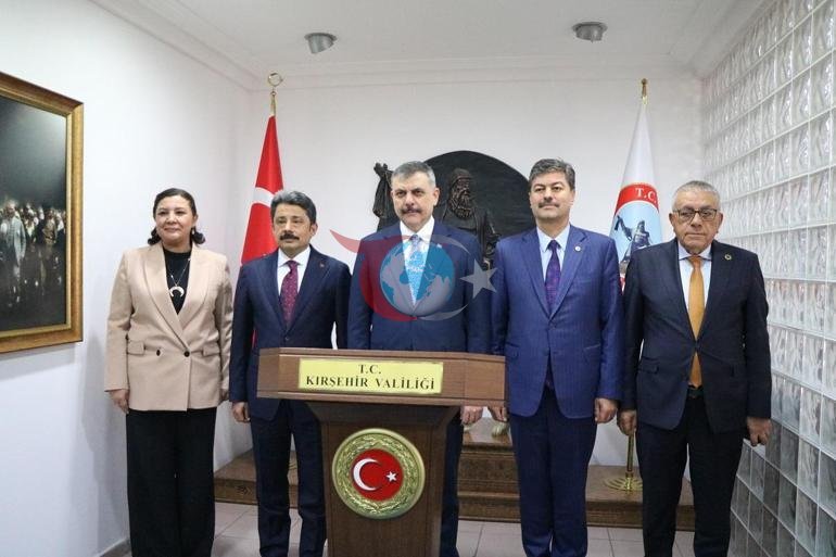 Bakan รiftรงi: Tรผrkiye ลu anda kritik bir sรผreรงten geรงiyor