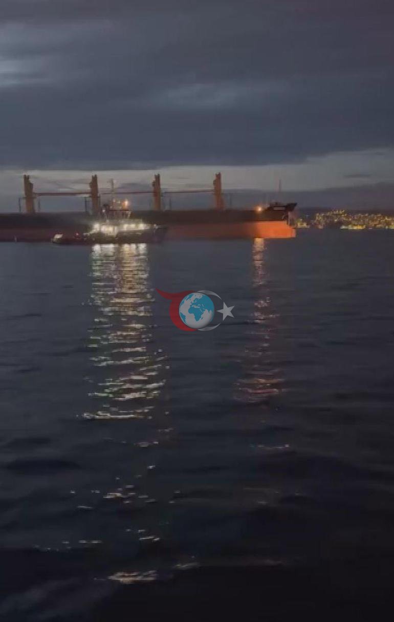 Son Dakika: İstanbul Boğazı gemi arızası nedeniyle çift yönlü trafiğe kapatıldı