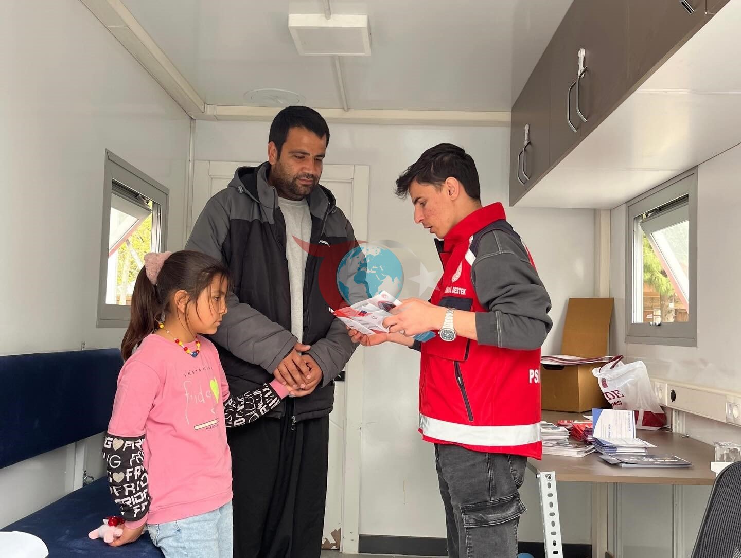 Karaisalı’da vatandaşlara mobil sosyal hizmet desteği