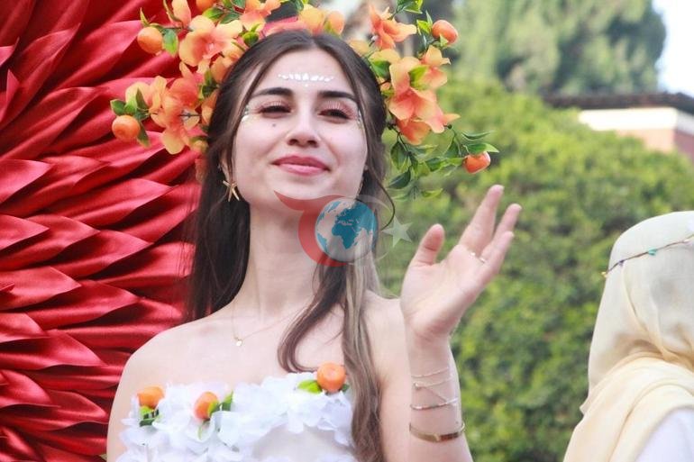 Uluslararası Adana Portakal Çiçeği Karnavalının korteji, renkli görüntülere sahne oldu