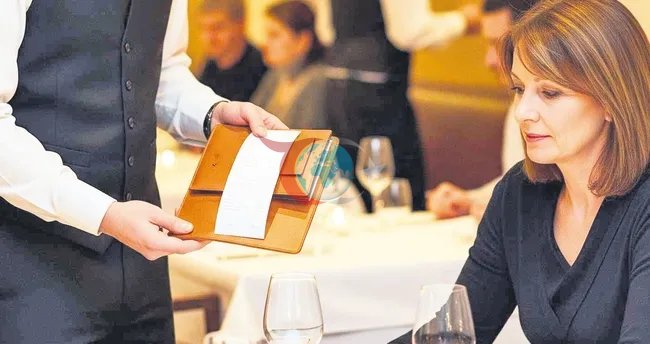 Restoranda kuver ve servis ücreti kalktı yüzde karmaşası başladı - Ekonomi Haberleri