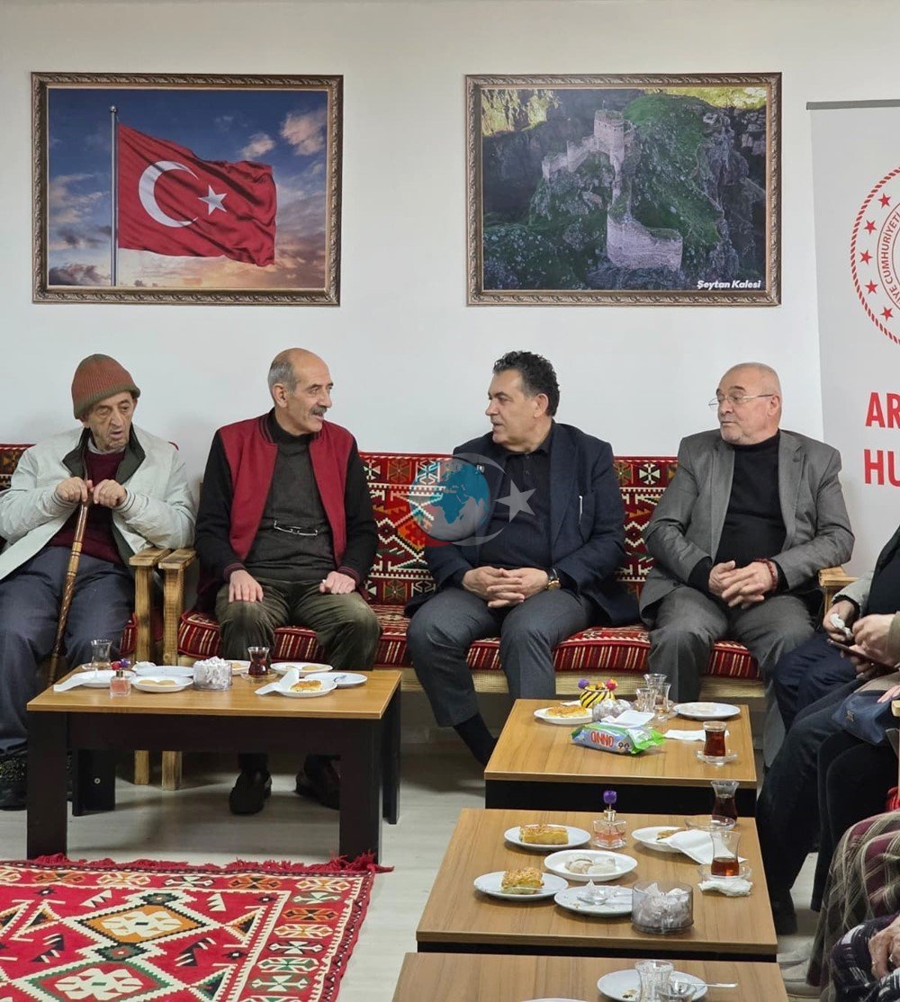 Başkan Demir, huzurevini ziyaret etti