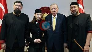 Cumhurbaşkanı Erdoğan Ay Yola müzik grubunu kabul etti