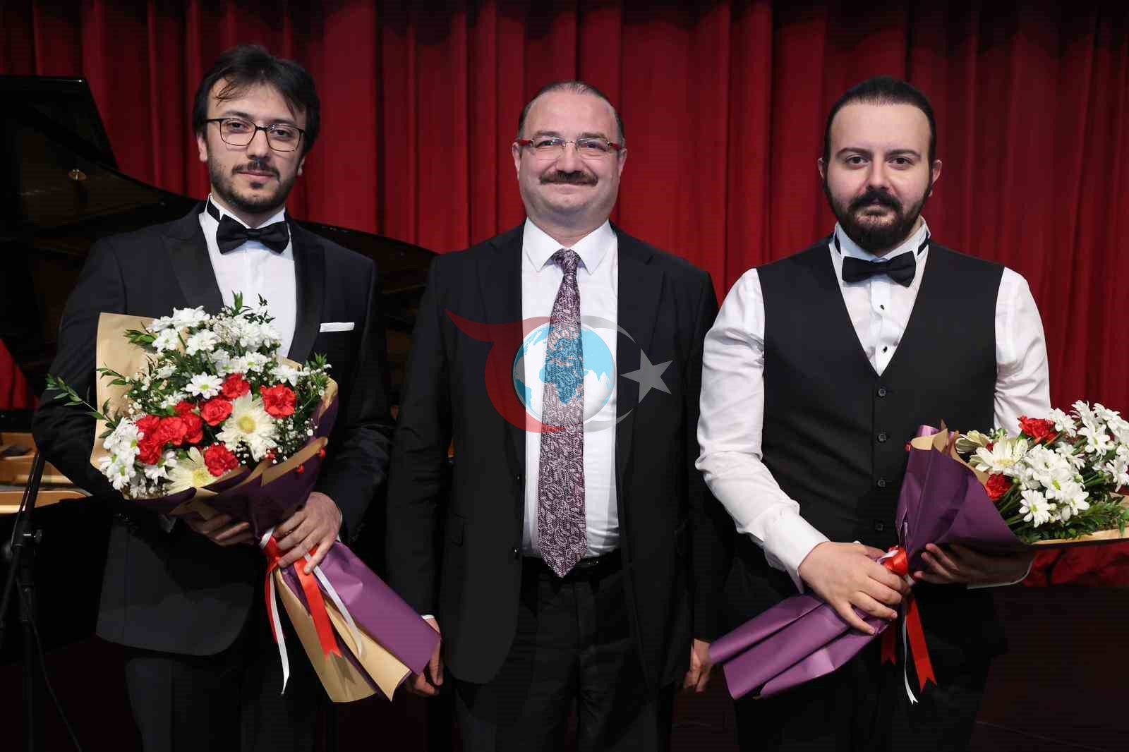 Keman ve piyano ile saklı kadim nağmeler: 