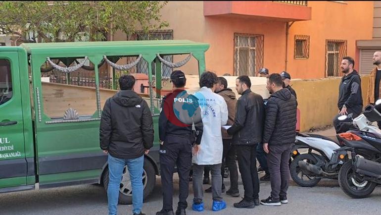 Maltepede alacak kavgası cinayetle bitti Bıçakla yaraladığı kişi kafasına sıktı