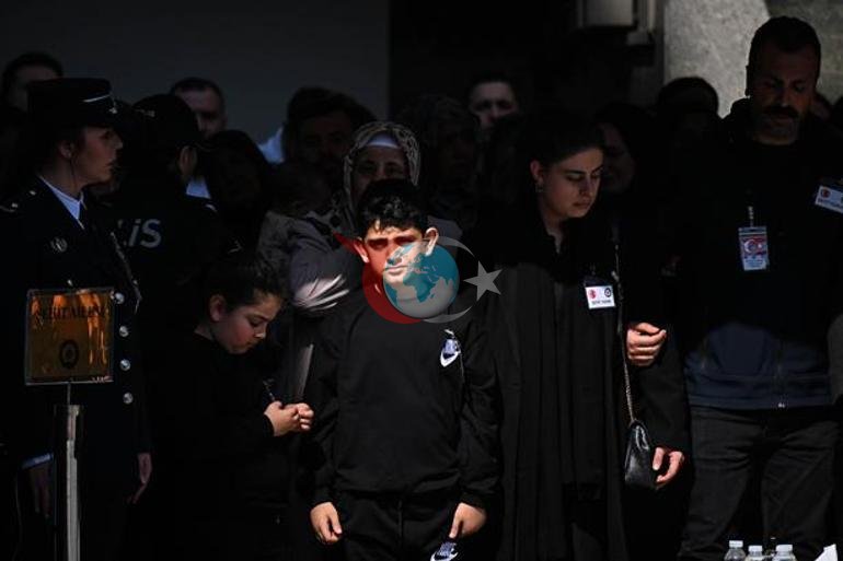 İstanbulda trafik kazasında şehit olan polis Seçkin Yalçın son yolculuğuna uğurlandı
