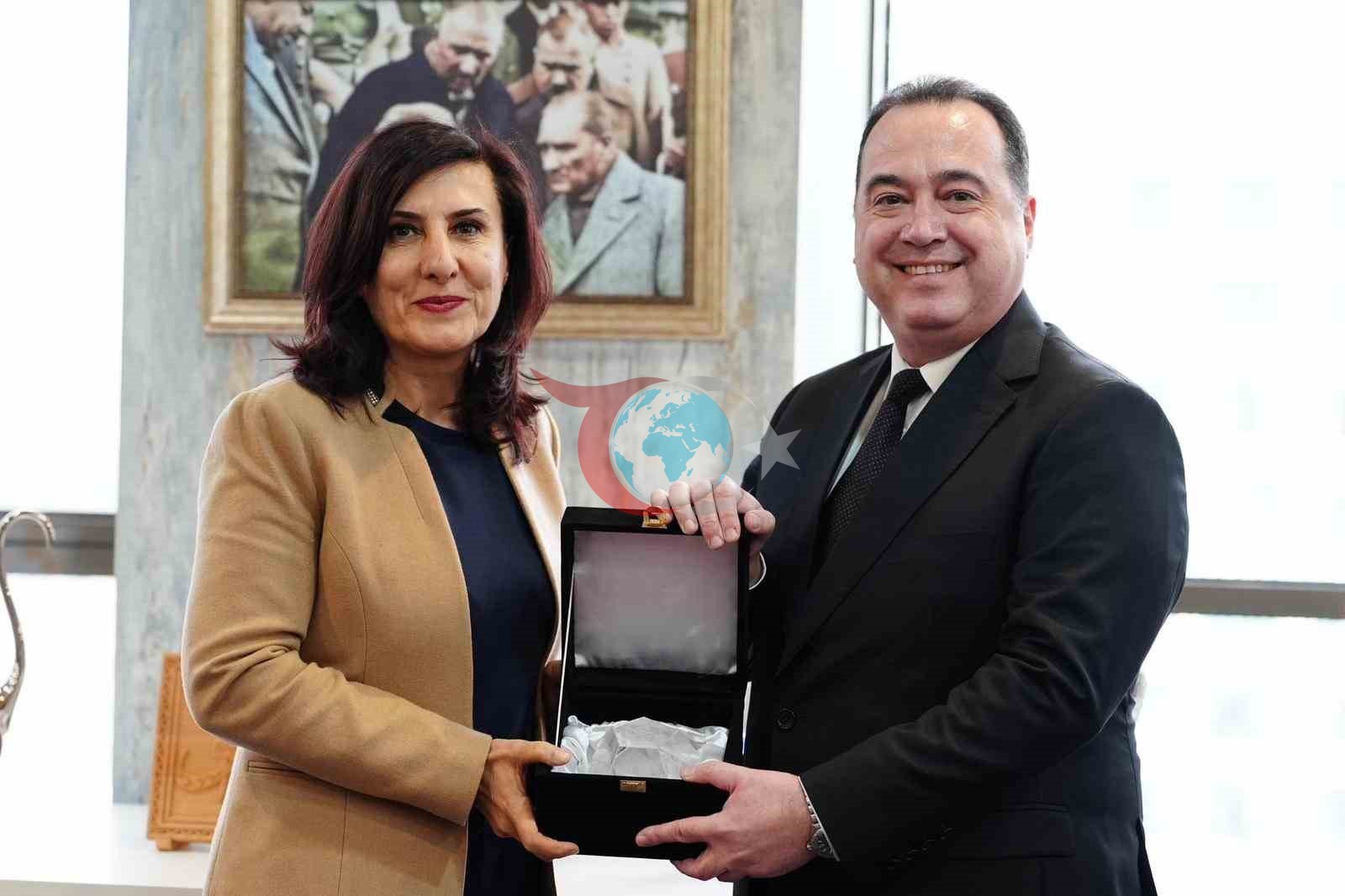 Manisa Büyükşehir Belediyesi'ne Uluslararası Mükemmeliyet Nișanı