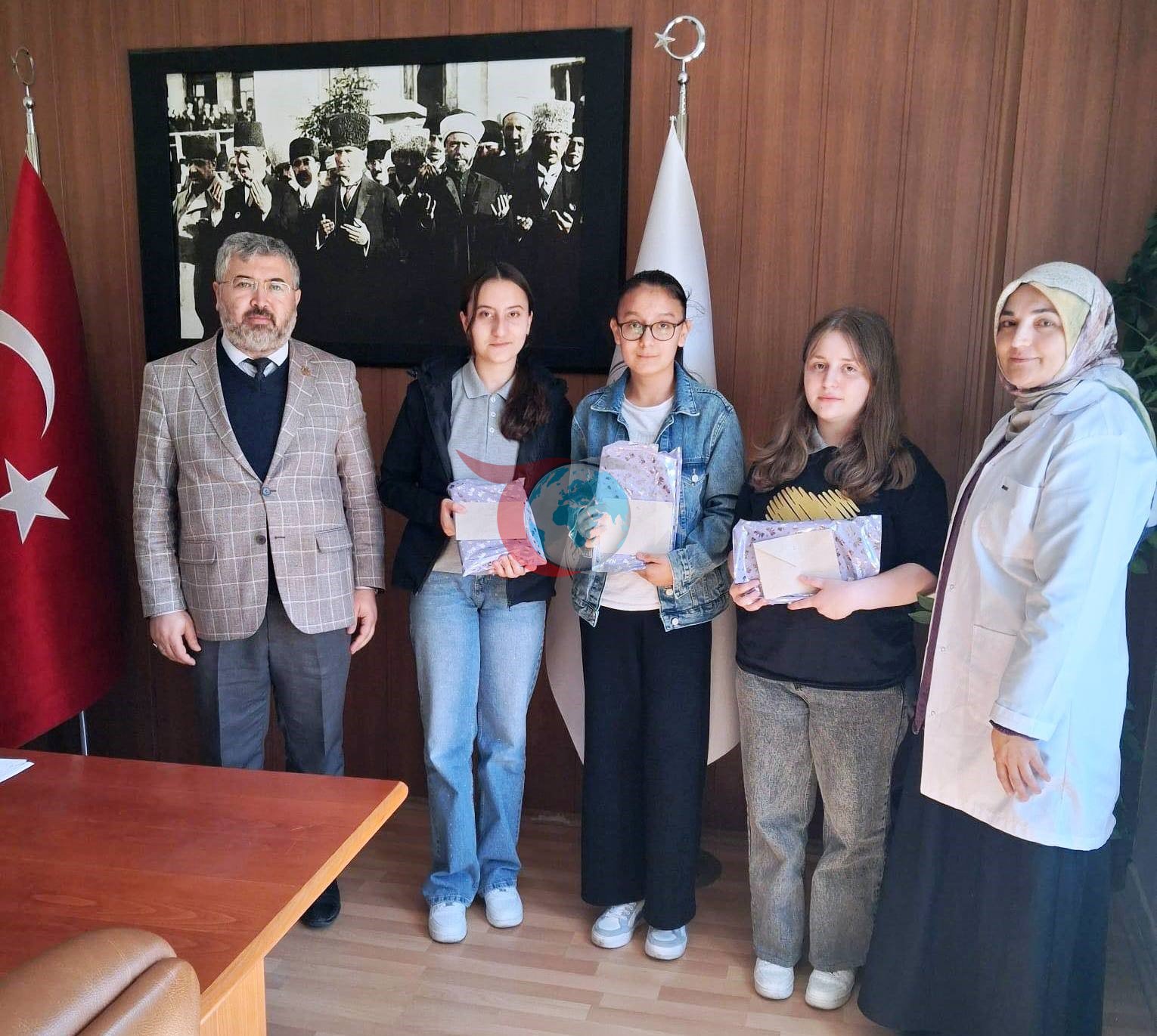 Hisarcık'ta Siyer-i Nebi Yarışması'nda Başarılar Ödüllendirildi