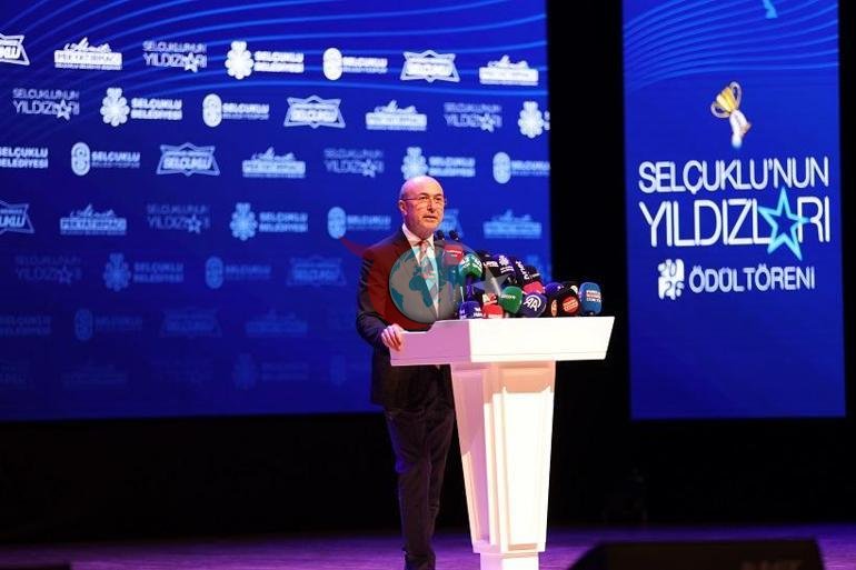 Selçuklu Belediyespor Kulübü sporcuları ödüllerini aldı