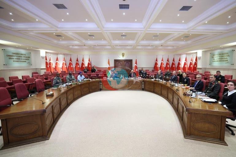 Bakan Güler, Nijer Savunma Bakanı Orgeneral Mody ile görüştü