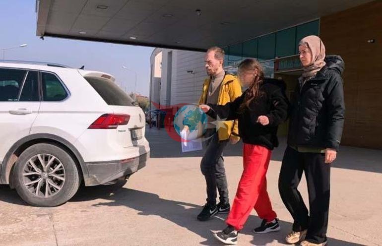 Bursada iki genç kızın sevgili kavgası Birbirlerini bıçakladılar