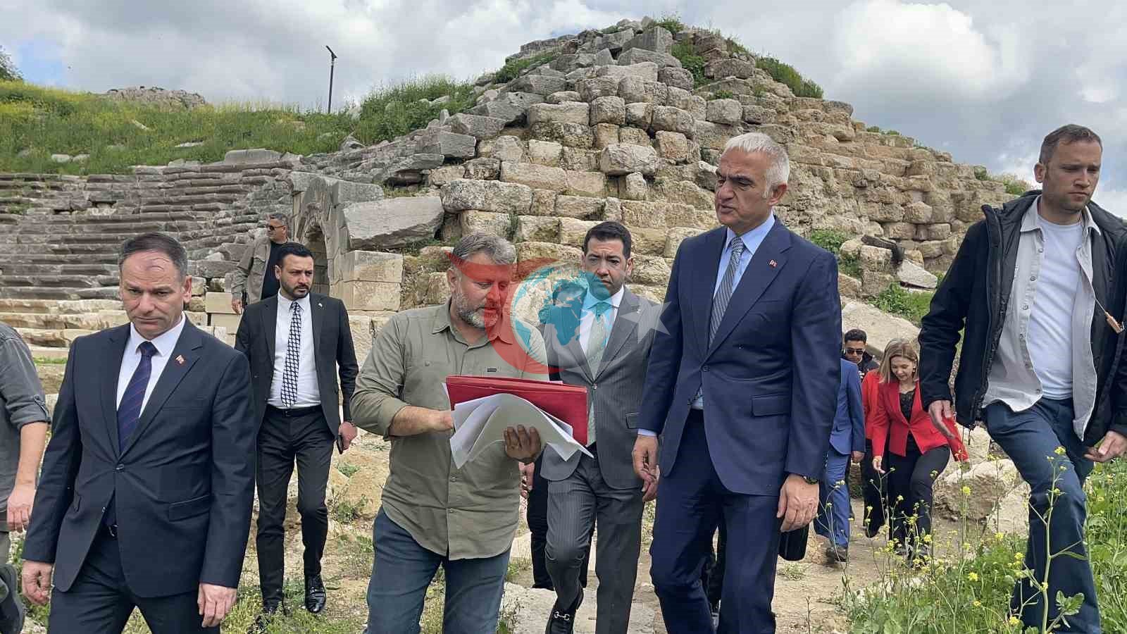 Bakan Ersoy, Kastabala Antik Kenti’nde incelemelerde bulundu