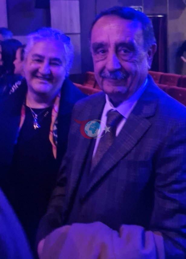 Ecem Erkek hem güldürdü, hem de ağlattı - Resim : 3