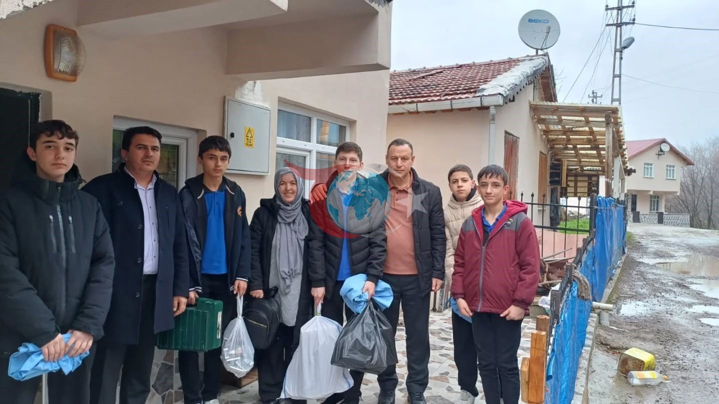 Meslek Lisesi Öğrencilerinden Örnek Proje: Sosyal Sorumlulukla Hayatları Aydınlatıyorlar