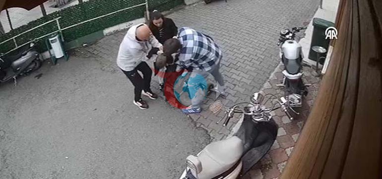 Bebek arabasında faciadan dönüldü 2 yaşında çocuk bir anda nefessiz kadı