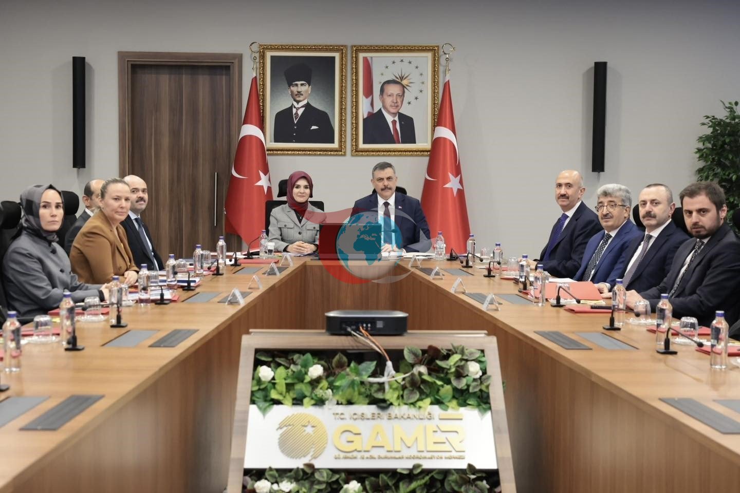 Vali Makas, sosyal risk haritalarฤฑ toplantฤฑsฤฑna katฤฑldฤฑ