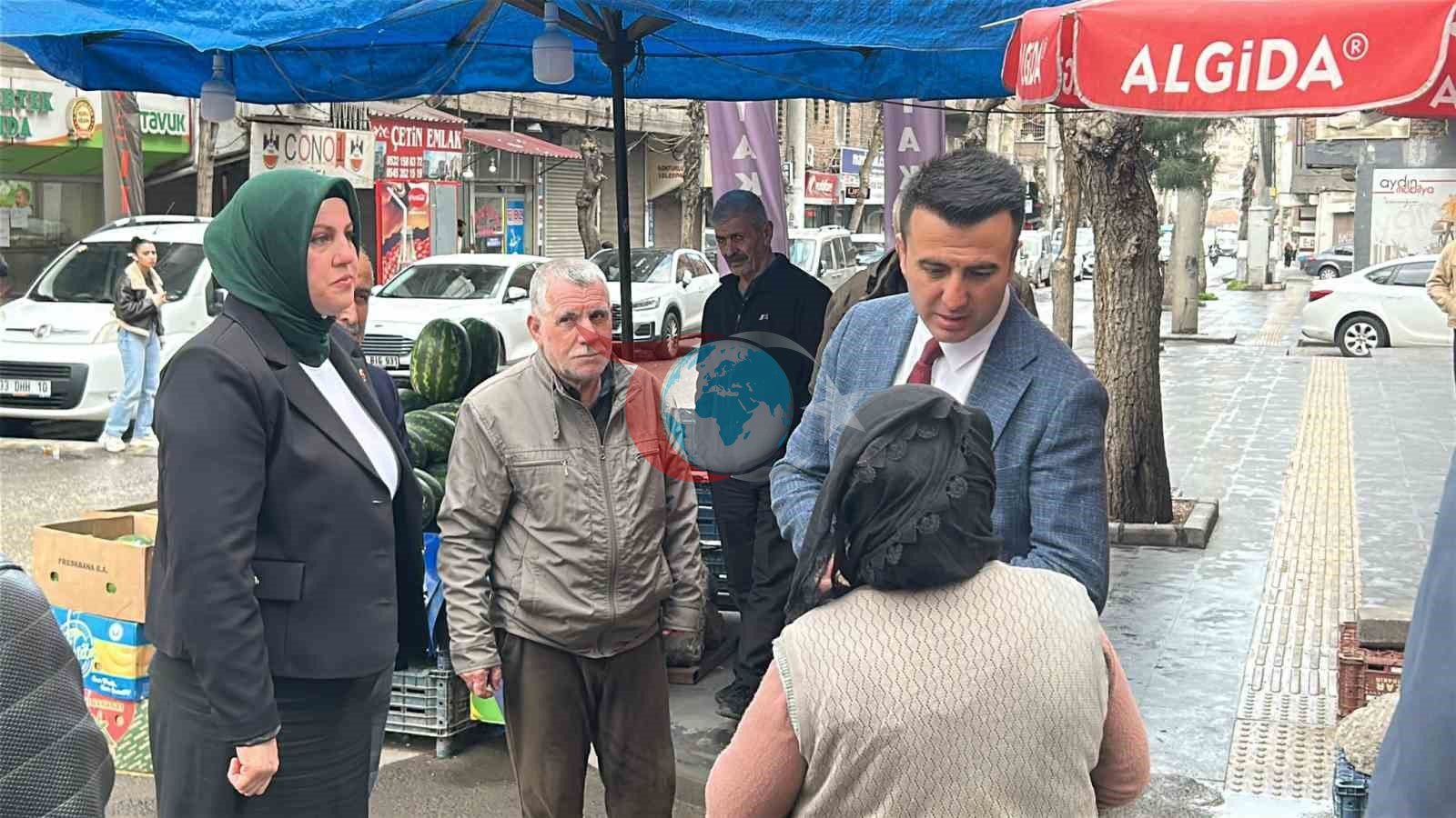 Kaymakam Özdemir, Bağlar'da Esnaf ve Halkla Buluştu