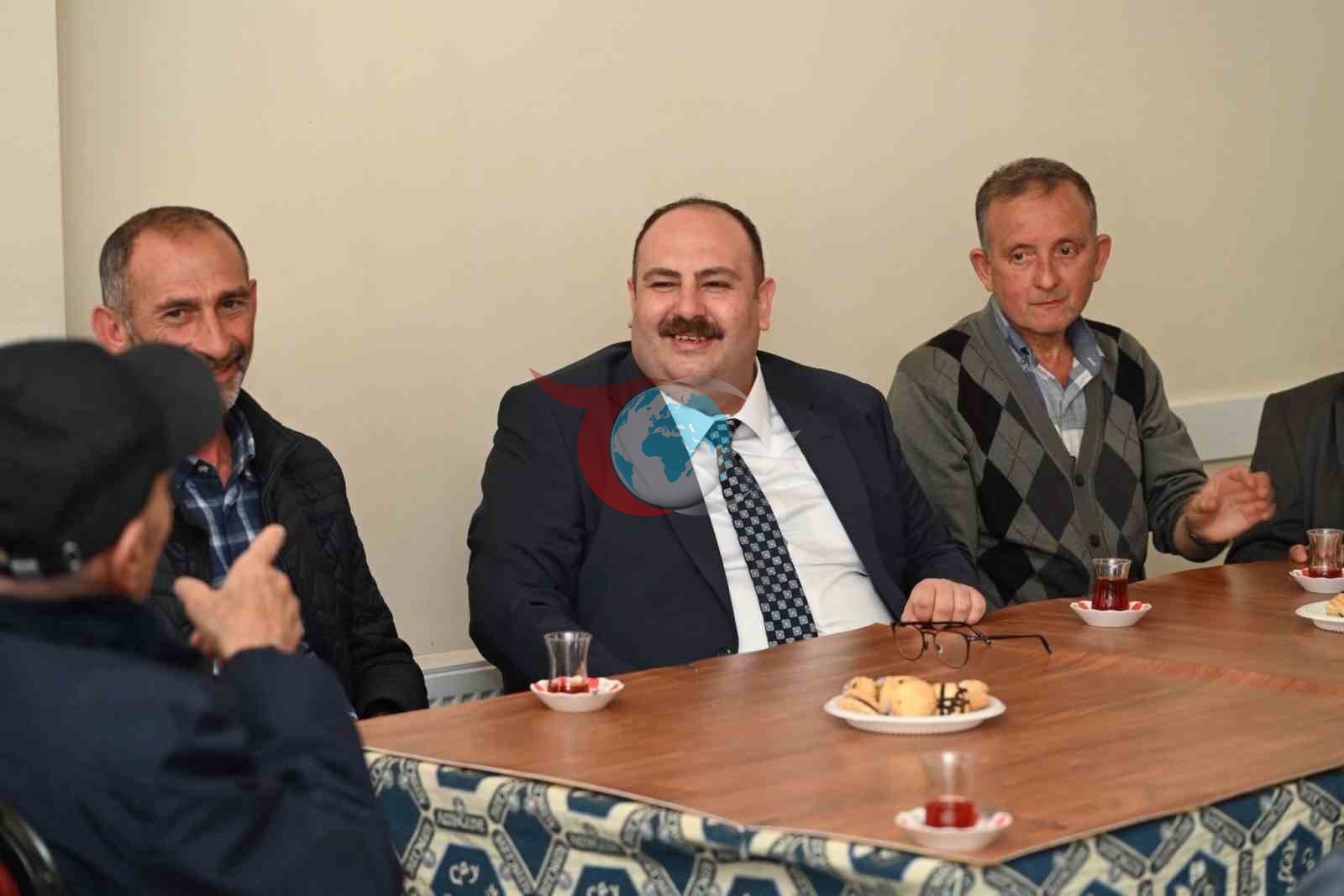 Başkan Hamamcı Yenice'de Mahalle Sakinlerinin Taleplerini Dinledi