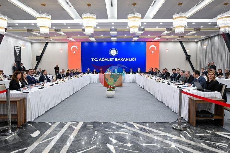 Bakan Gürlek: Suça sürüklenen çocuk kavramını değiştirmemiz gerek