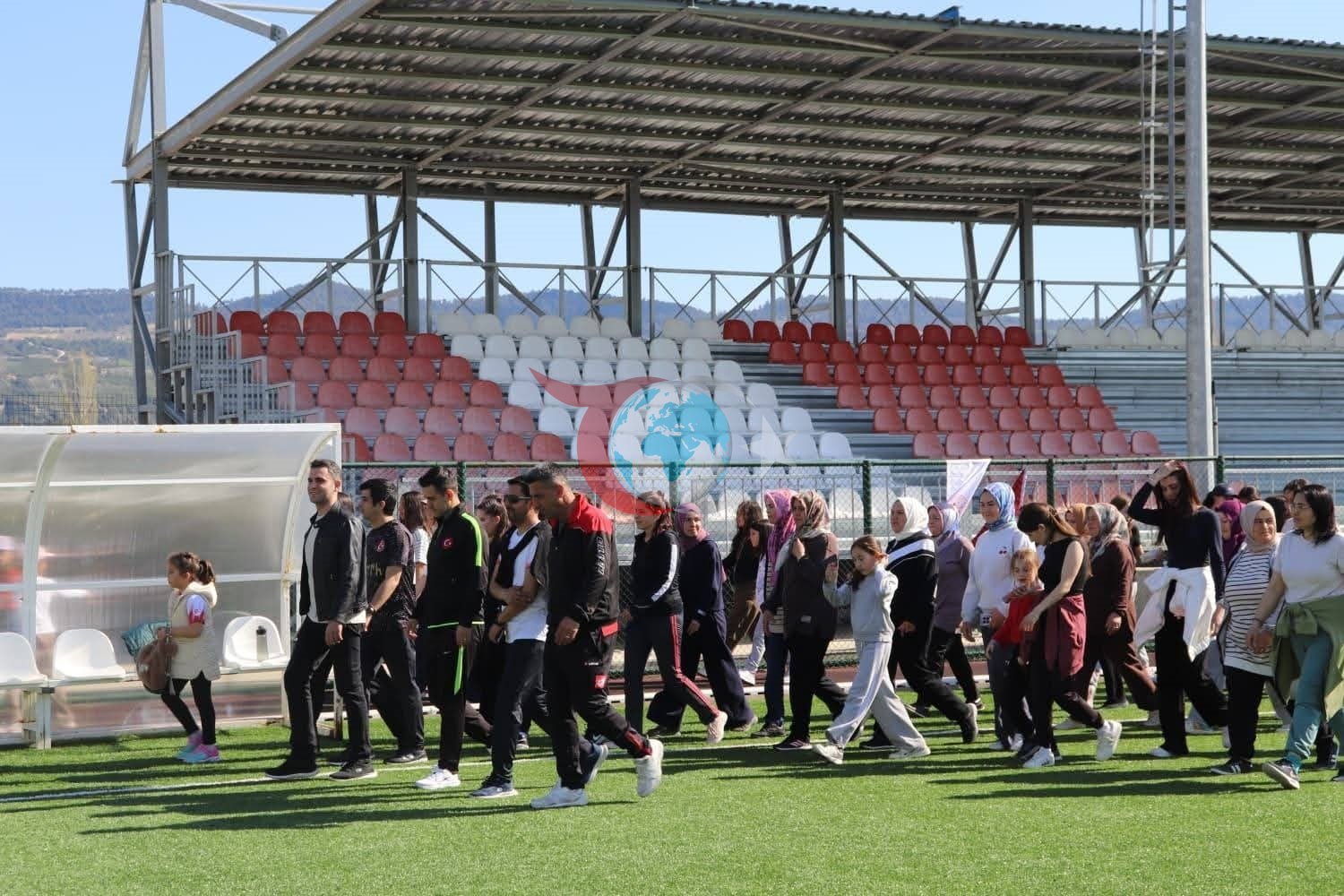 Dünya Sağlık Günü’nü yürüyerek kutladılar