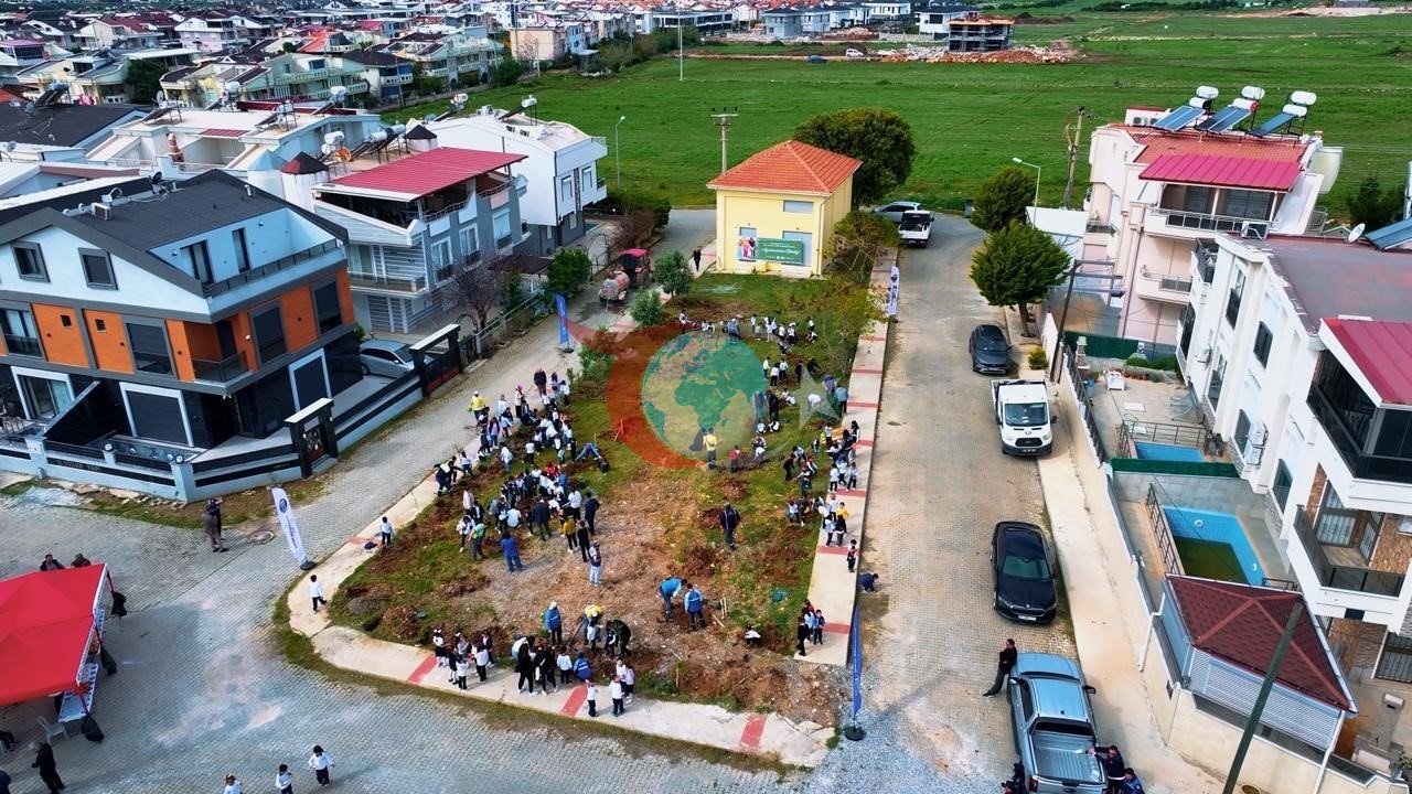 Didim’de fidanlar toprakla buluştu
