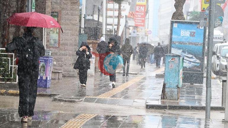 Birçok il nisan ayında karla uyandı: Sabah 04.00’ten beri bu manzaranın tadını çıkarıyorum
