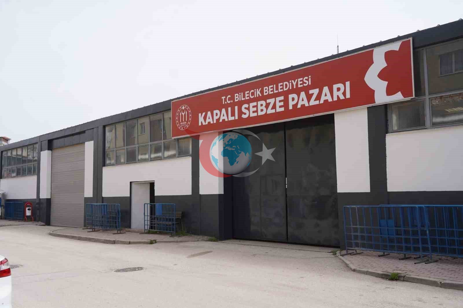 Bilecik&rsquo;te kapalı pazar alanında bakım ve yenileme çalışması