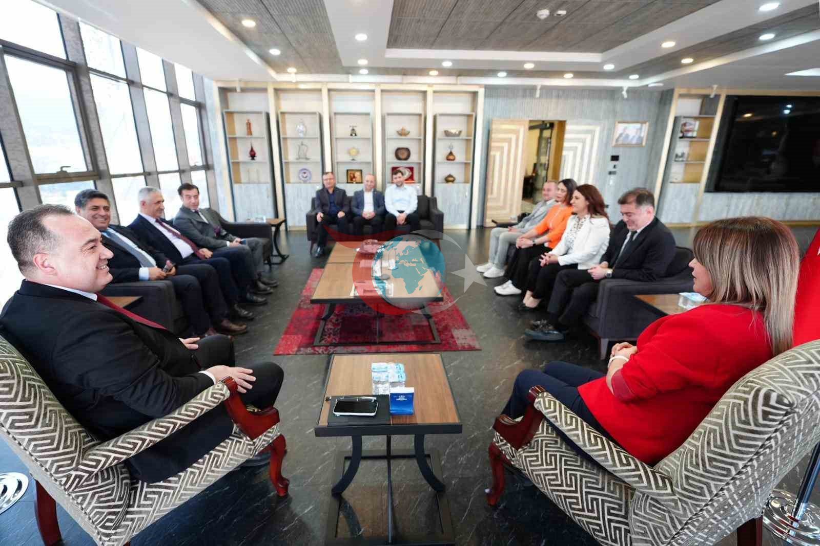 Manisa Büyükşehir Belediyesinden işçilere prim ve eğitim müjdesi
