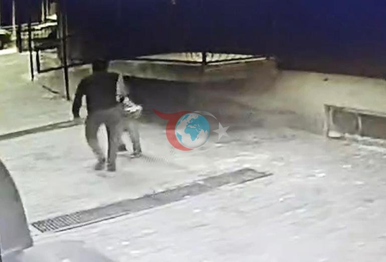 Bahçeye zarar veriyorsun dedi, 9 yaşındaki çocuğu dövdü