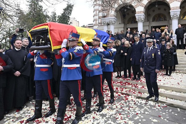 Romanya'da Mircea Lucescu için cenaze töreni düzenlendi - Resim: 0