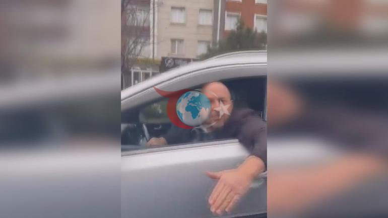 İstanbulda kadın sürücüye saldırı: Abi ne olur git, çocuğum var