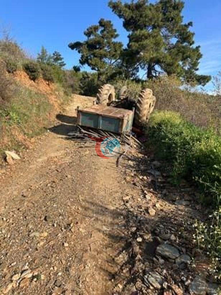 Manisada feci kaza Traktör devrildi, 3 kişi hayatını kaybetti