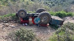 Manisa'da feci kaza! Traktör devrildi, 3 kişi hayatını kaybetti
